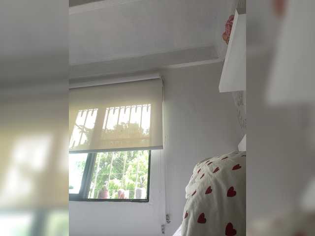 SallyeLeins's BongaCams show and profile