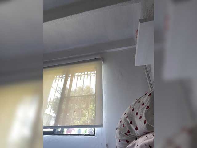 SallyeLeins from BongaCams