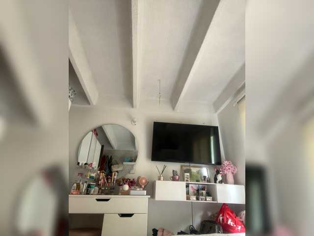  SallyeLeins chat room