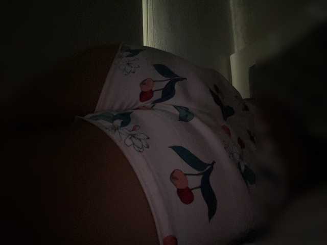 SallyeLeins's BongaCams show and profile