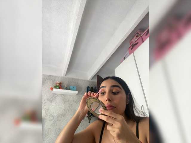 SallyeLeins's BongaCams show and profile