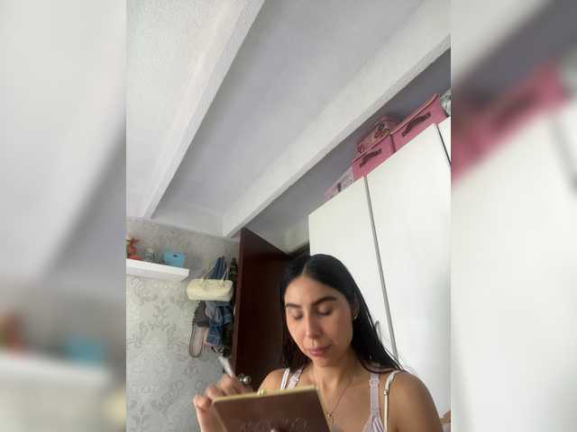 SallyeLeins's BongaCams profile