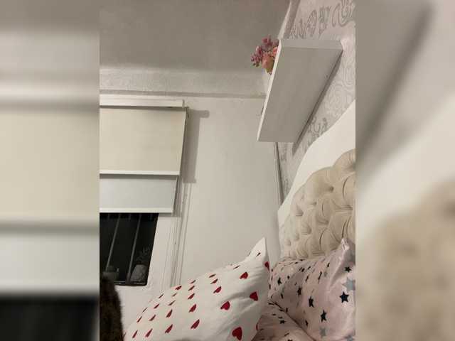 SallyeLeins's BongaCams show and profile