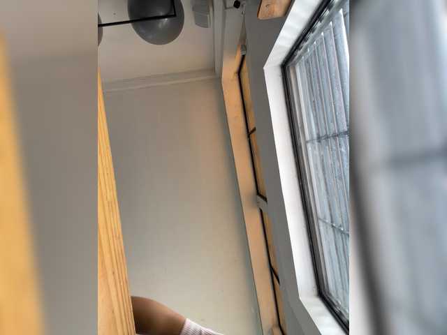 SallyeLeins's BongaCams show and profile