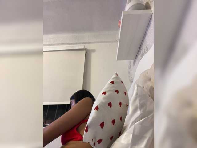 SallyeLeins from BongaCams