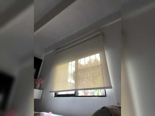 SallyeLeins's BongaCams show and profile