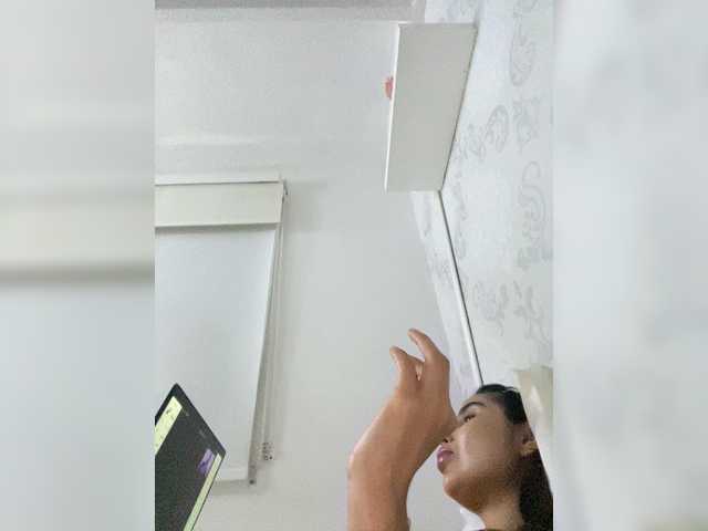 SallyeLeins's BongaCams show and profile