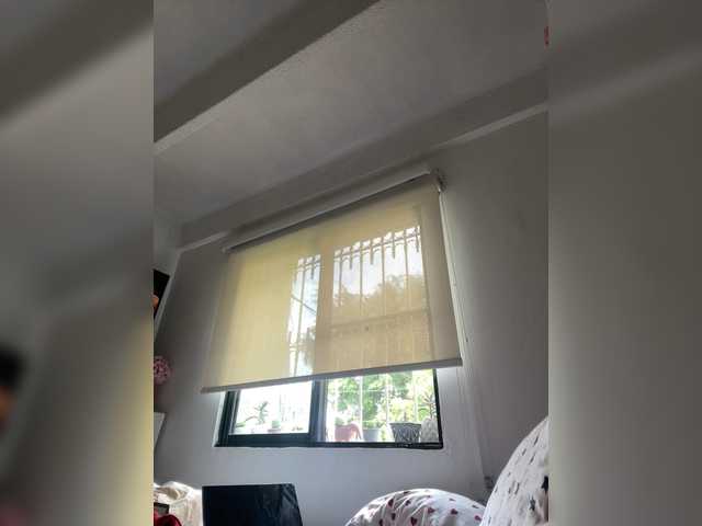 SallyeLeins's BongaCams show and profile