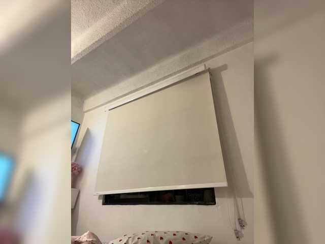 SallyeLeins's BongaCams show and profile