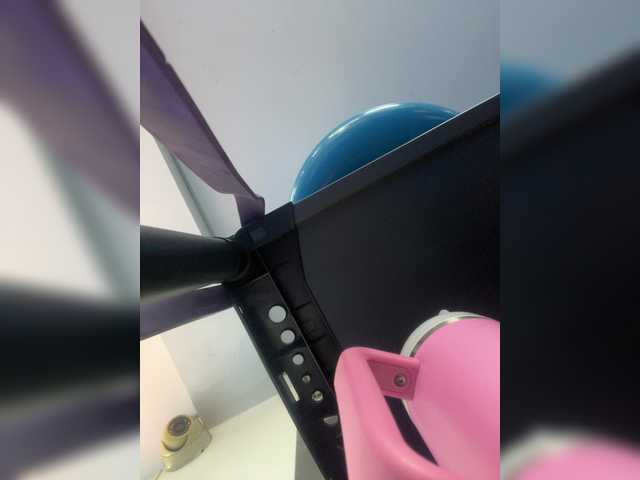 SallyeLeins's BongaCams show and profile