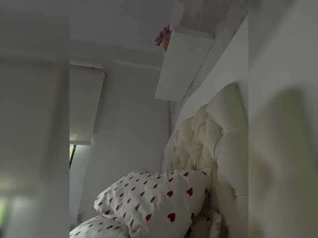 SallyeLeins's BongaCams show and profile