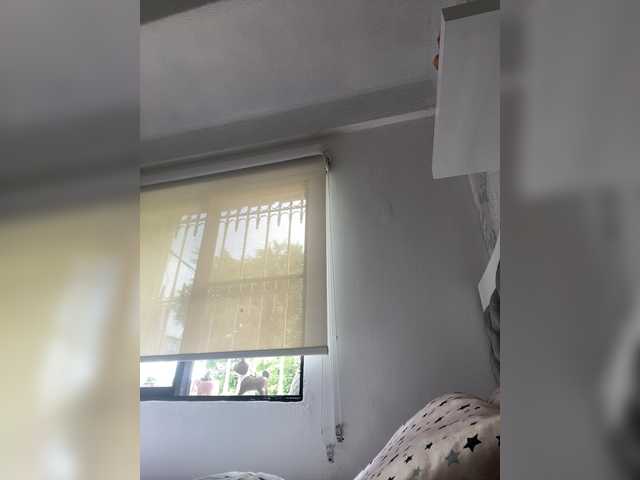 SallyeLeins's BongaCams show and profile