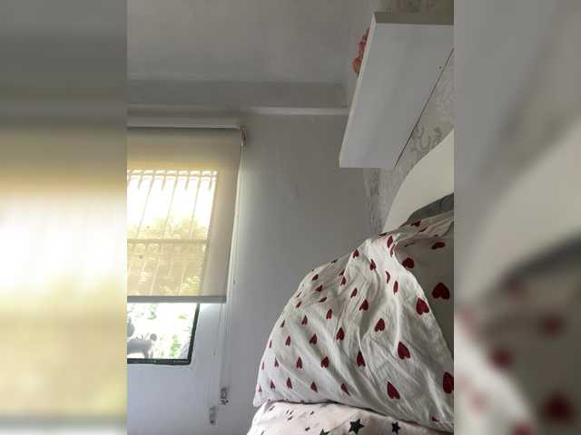 SallyeLeins's BongaCams show and profile