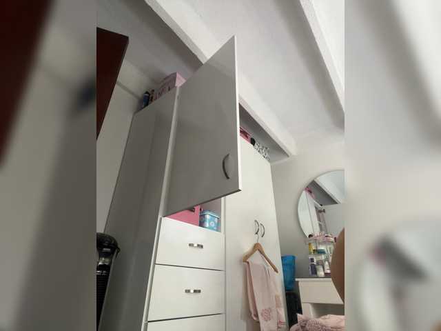 SallyeLeins's BongaCams profile