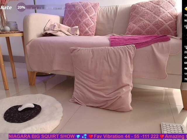 SallyeLeins's BongaCams show and profile