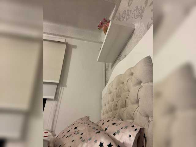 SallyeLeins's BongaCams show and profile