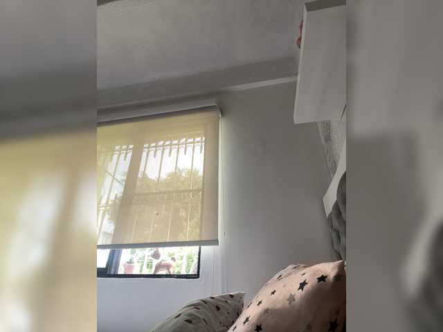 SallyeLeins's BongaCams show and profile