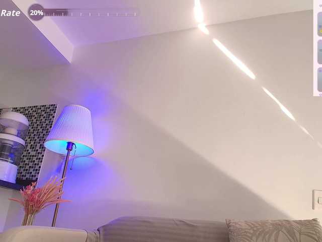  SallyeLeins chat room