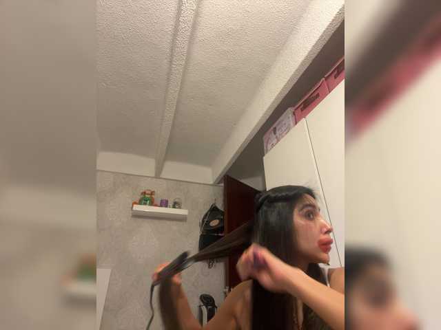  SallyeLeins chat room