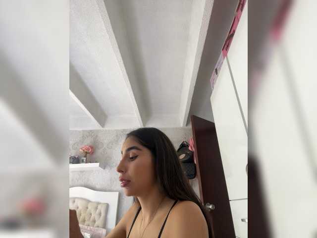 SallyeLeins, une amatrice française avec qui discuter et avoir du sexe