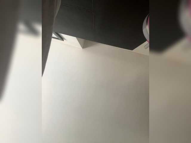 SallyeLeins's BongaCams show and profile