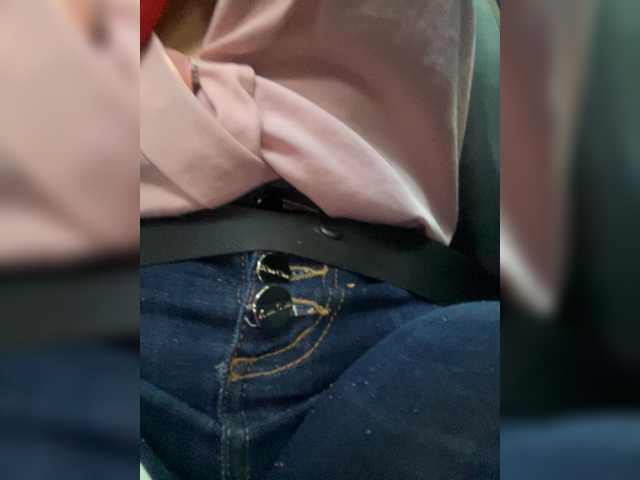  SallyeLeins chat room