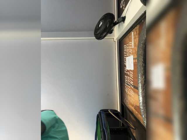 SallyeLeins's BongaCams show and profile