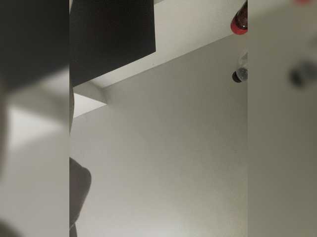 SallyeLeins's BongaCams show and profile