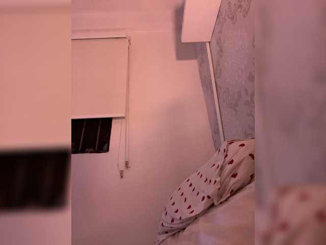 SallyeLeins's BongaCams show and profile