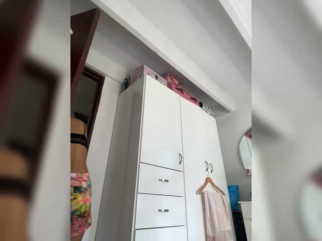 SallyeLeins's BongaCams profile