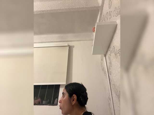 SallyeLeins's BongaCams show and profile