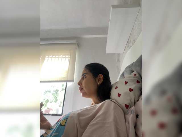 SallyeLeins's BongaCams show and profile