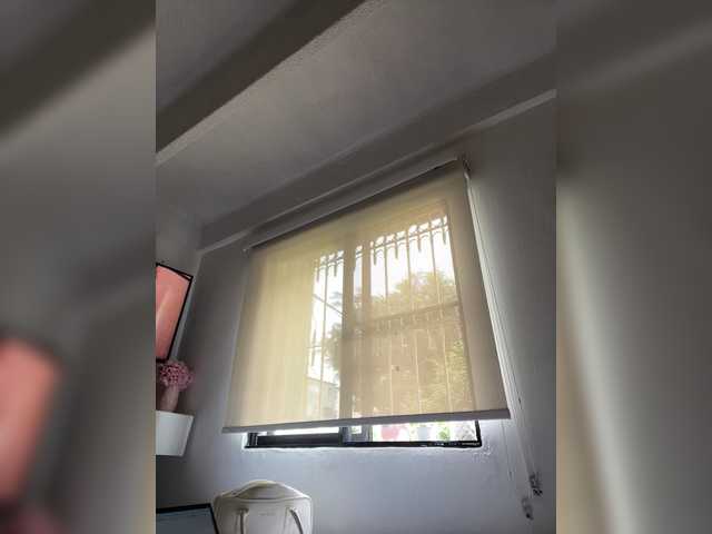 SallyeLeins's BongaCams show and profile