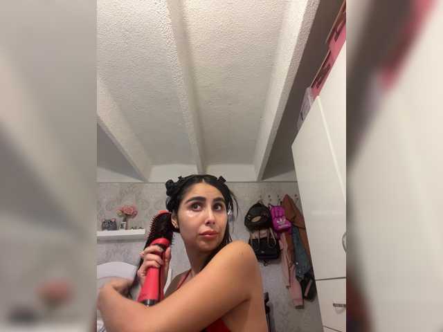  SallyeLeins chat room