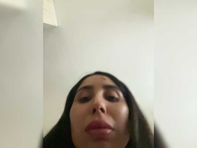 SallyeLeins's BongaCams show and profile