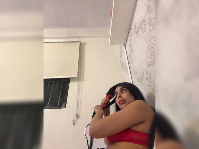 SallyeLeins's BongaCams show and profile
