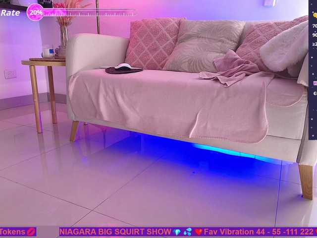 SallyeLeins's BongaCams show and profile