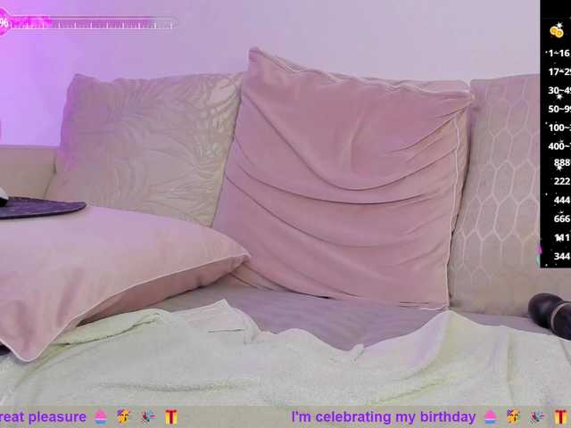 SallyeLeins live cam