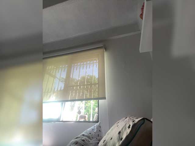 SallyeLeins's BongaCams show and profile