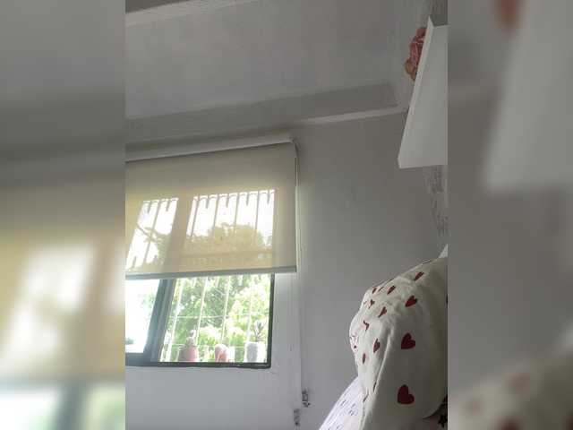 SallyeLeins's BongaCams show and profile