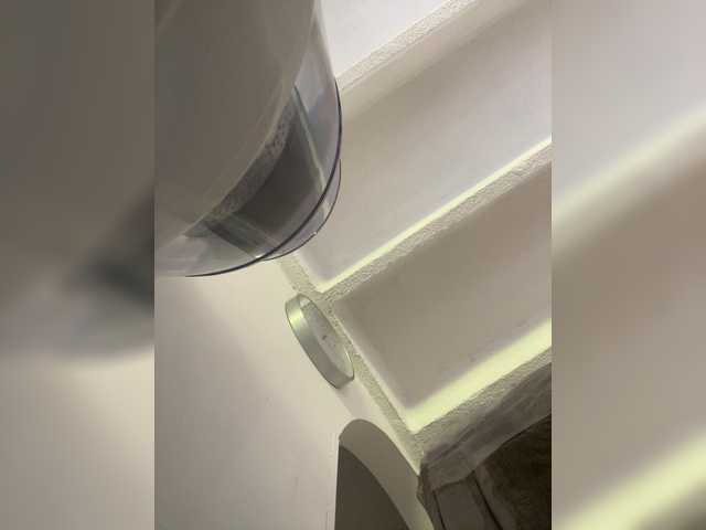 SallyeLeins's BongaCams show and profile