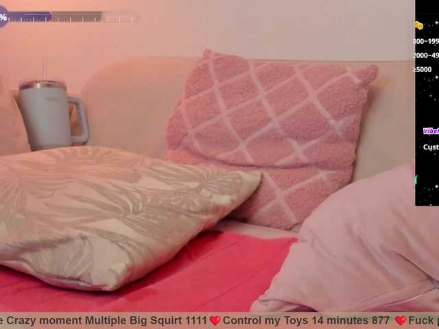 SallyeLeins room chat