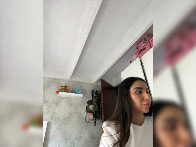 SallyeLeins's BongaCams show and profile