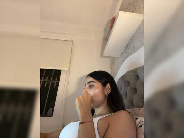 SallyeLeins's BongaCams show and profile