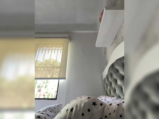 SallyeLeins's BongaCams show and profile