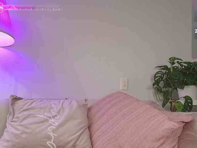 SallyeLeins webcam