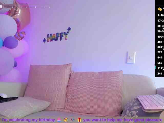 SallyeLeins webcam