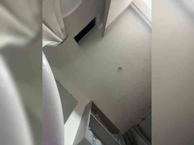 SallyeLeins webcam