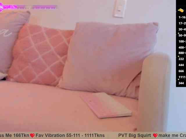 SallyeLeins webcam
