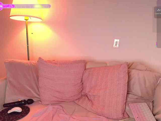 SallyeLeins webcam